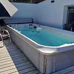 Le De La Repandise Alpesi faház *